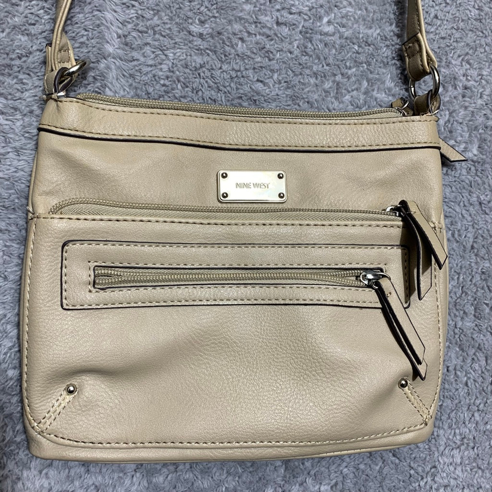 Nine West Crossbody Bag Womens‎ Medium Beige Faux Leather Multi-Zip Adjustable